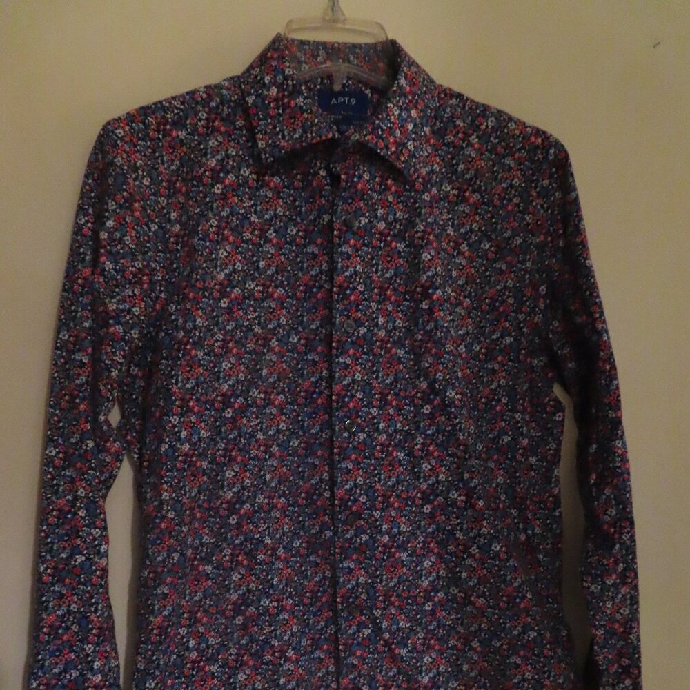 Men's Apt 9 Slim Fit Dress Shirt M . 15 -15 1/2. . 32/22 Blue Navy Floral Print